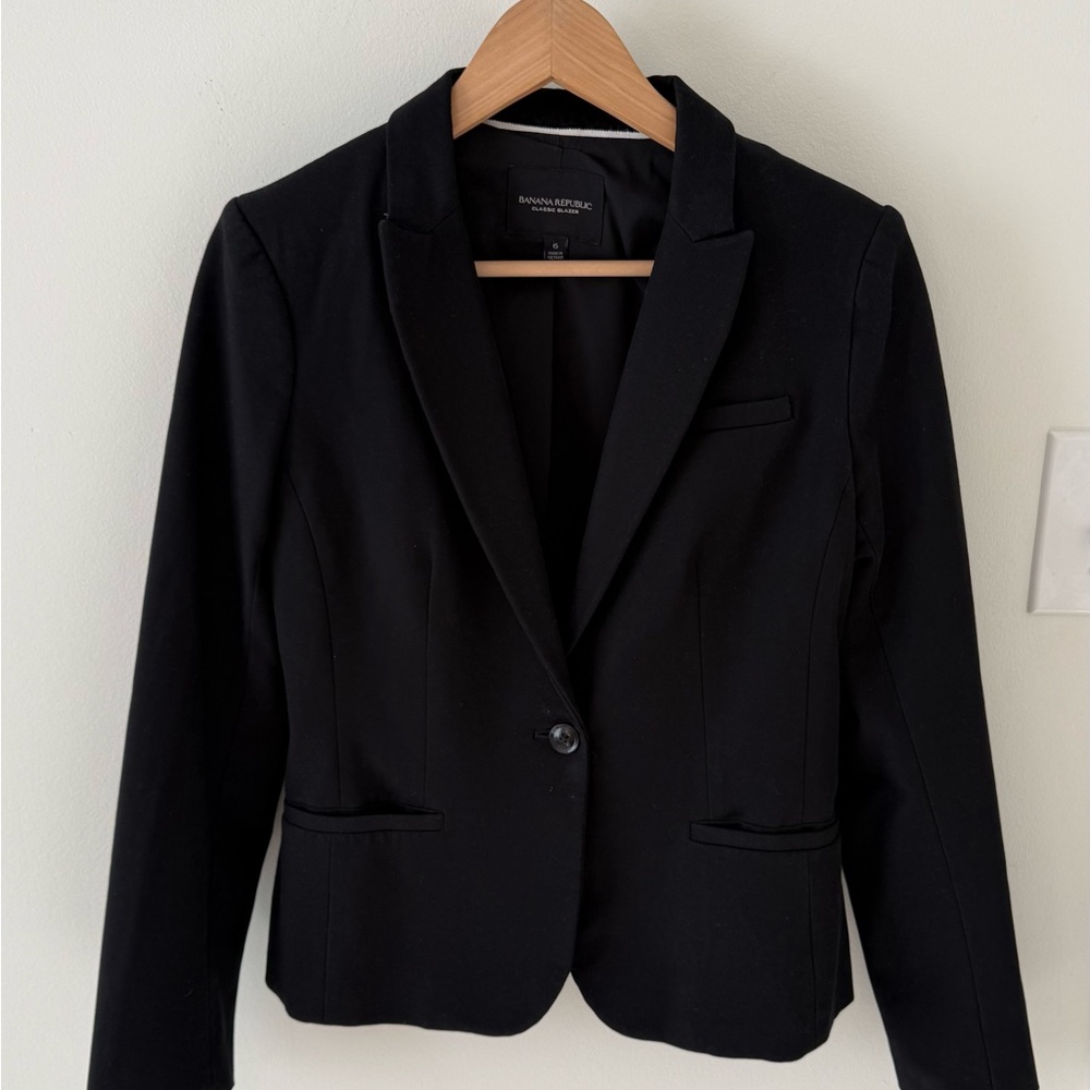 Banana Republic Classic Black Women's Blazer